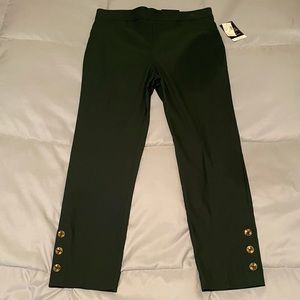 NWT.  Dress barn.  Hunter green. Ankle pants.